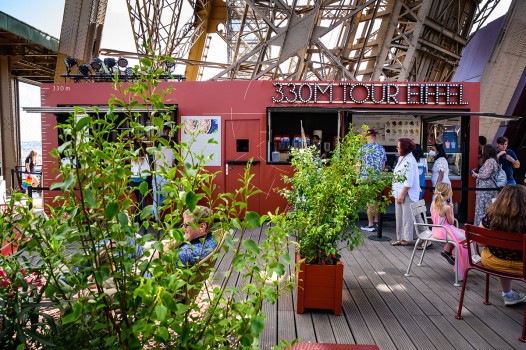 Sommerterrasse 330