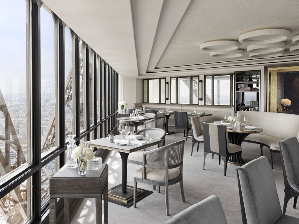 Salle Champ de Mars dans le restaurant Jules Verne